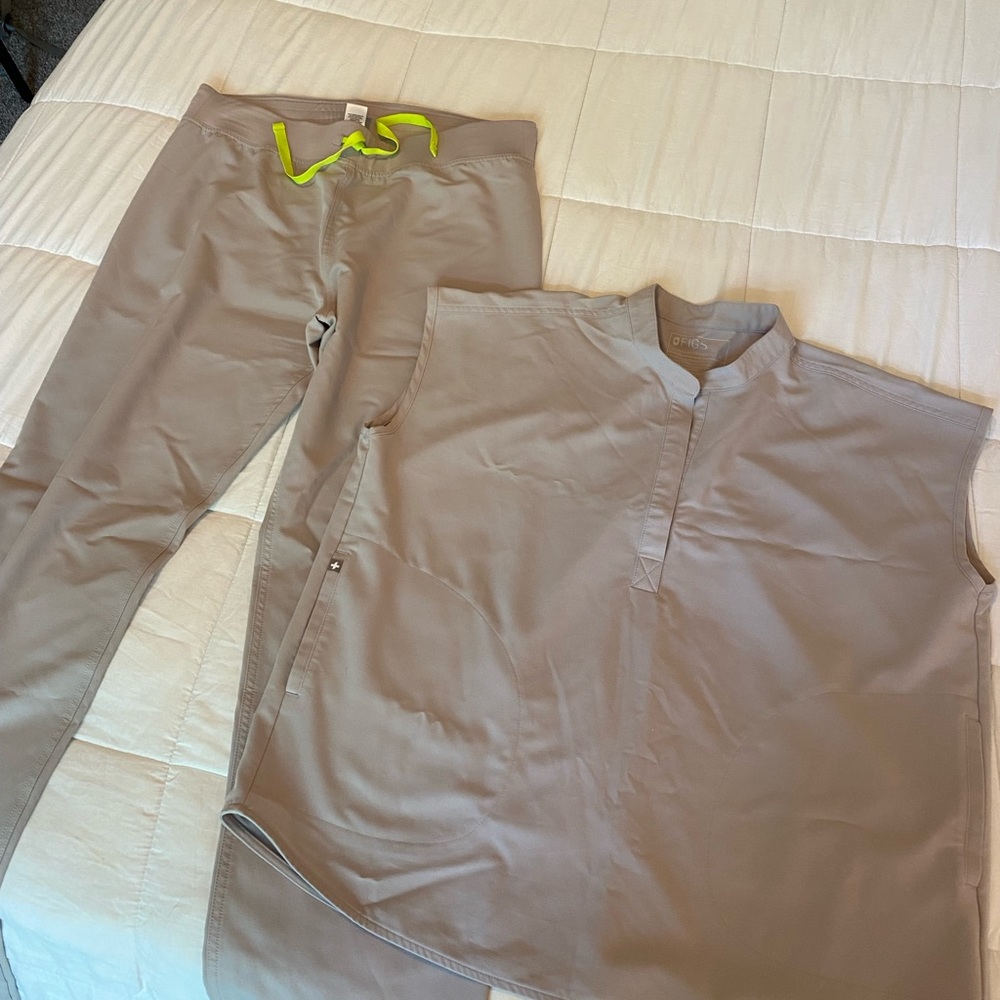 Figs Scrubs
